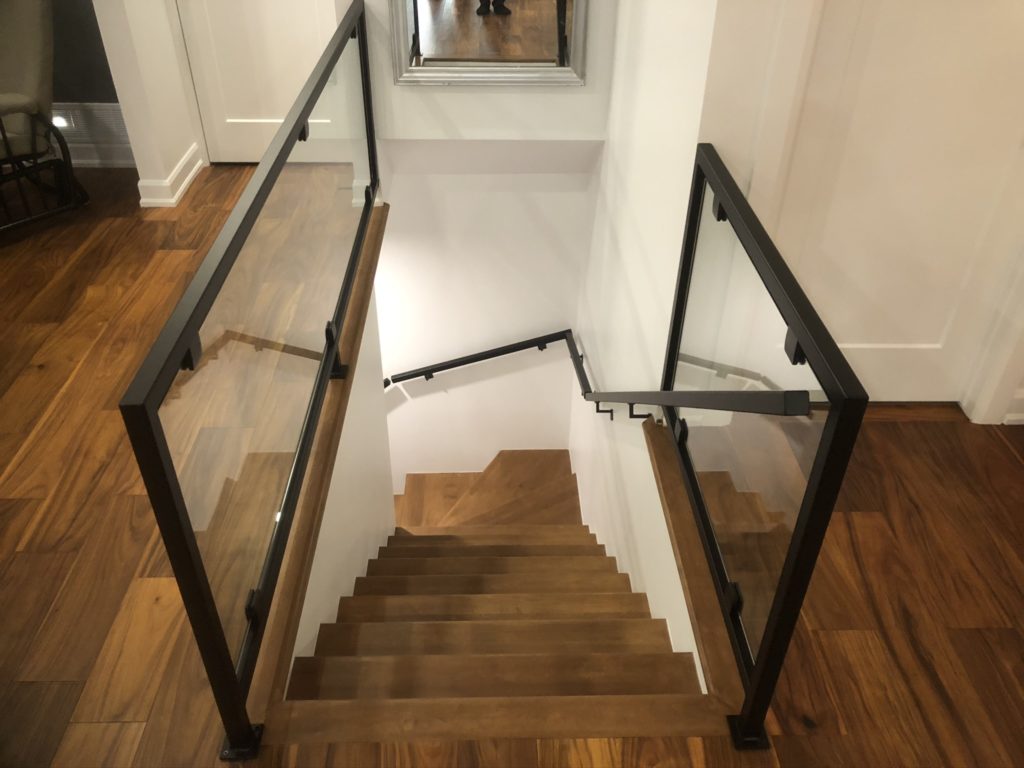 Normes du bâtiment (RBQ) pour escaliers, rampes et balcons